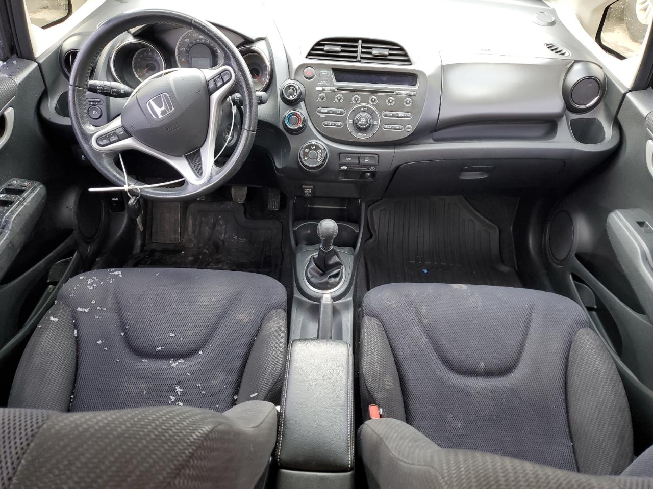 2013 Honda Fit - Image 8