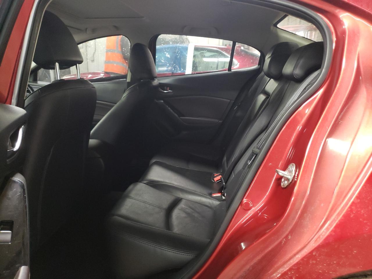 2018 Mazda 3 - Image 10
