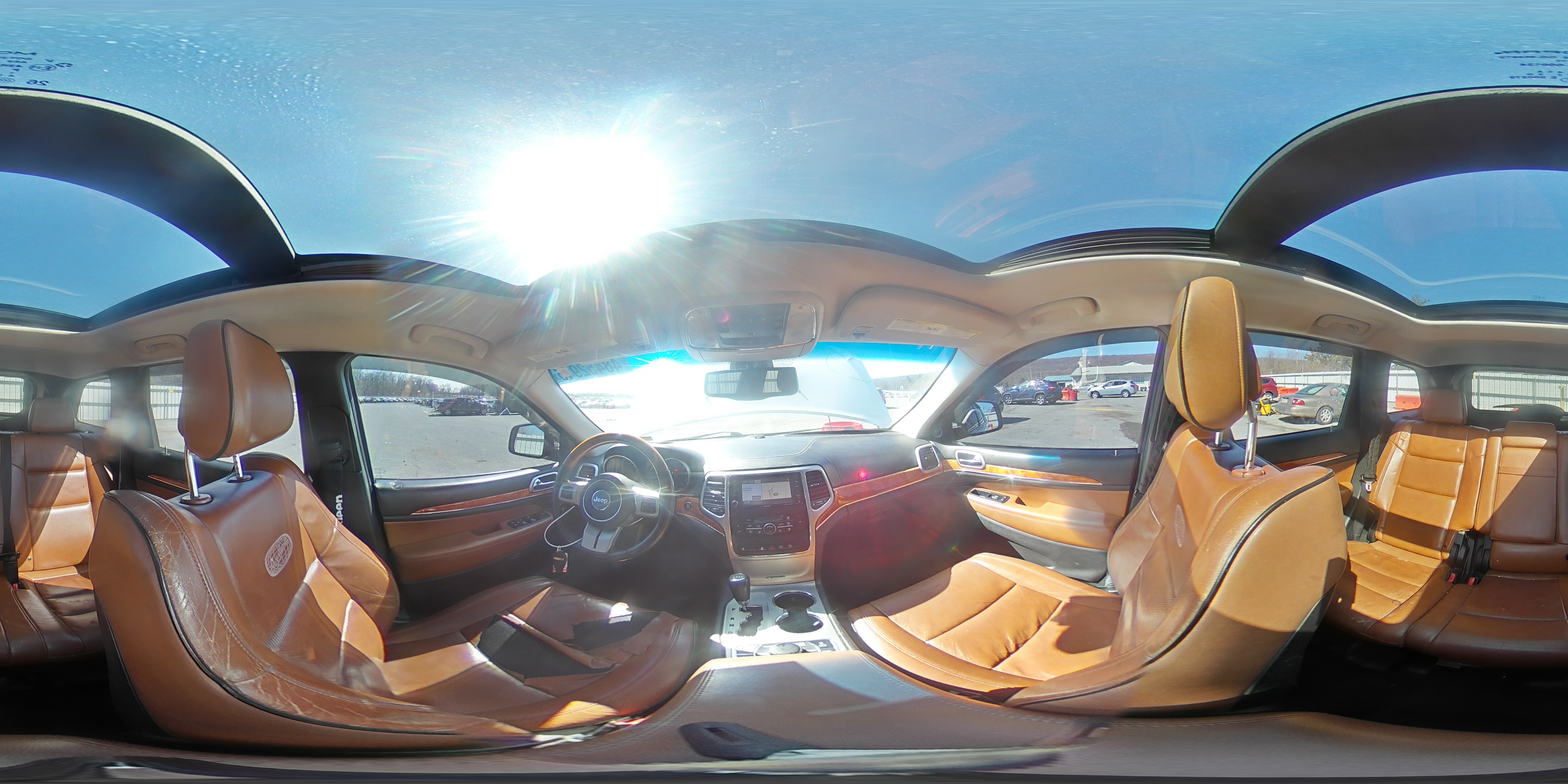 2012 Jeep Grand Cherokee - Image 13