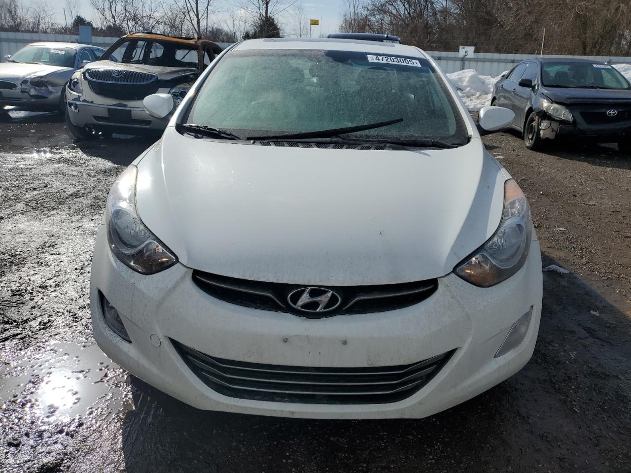 2013 Hyundai Elantra - Image 5