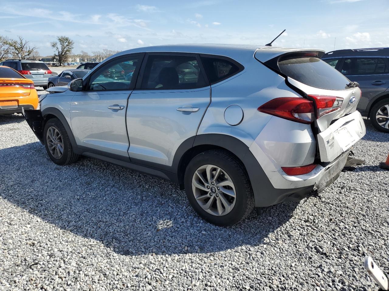 2018 Hyundai Tucson - Image 2