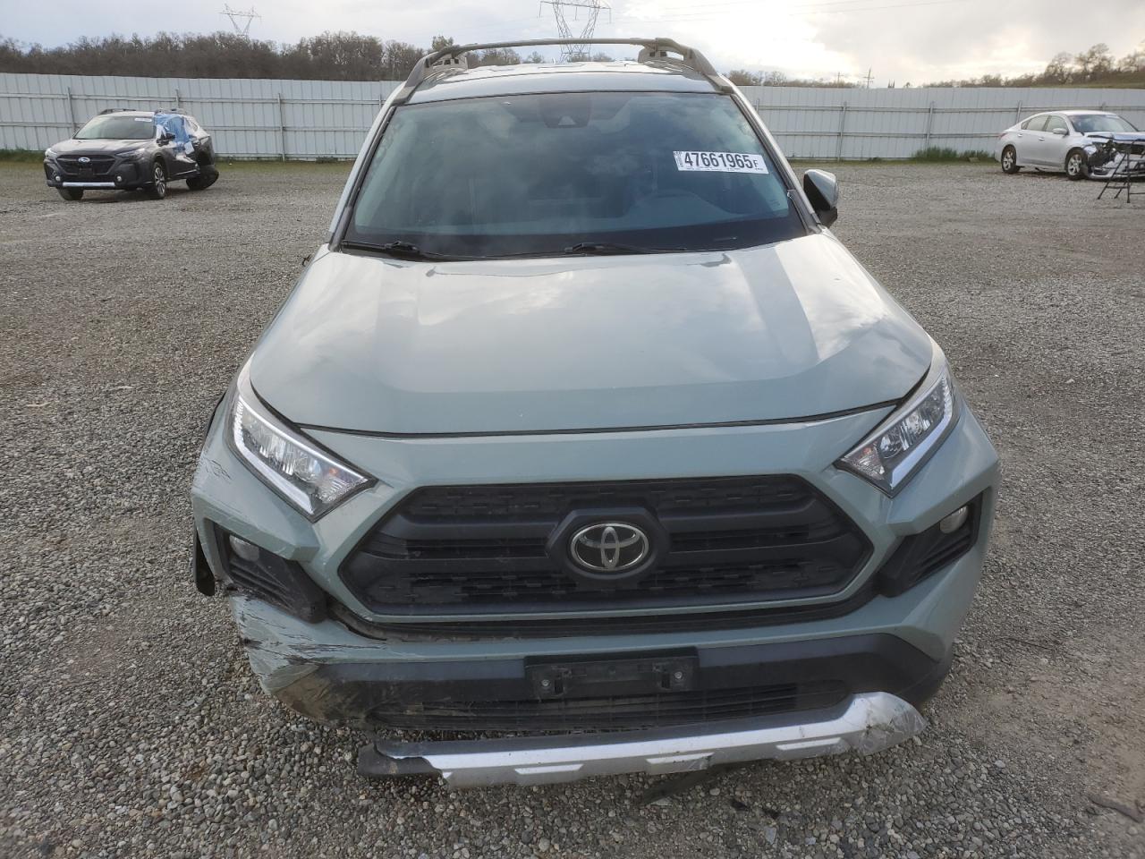 2019 Toyota RAV 4 - Image 5