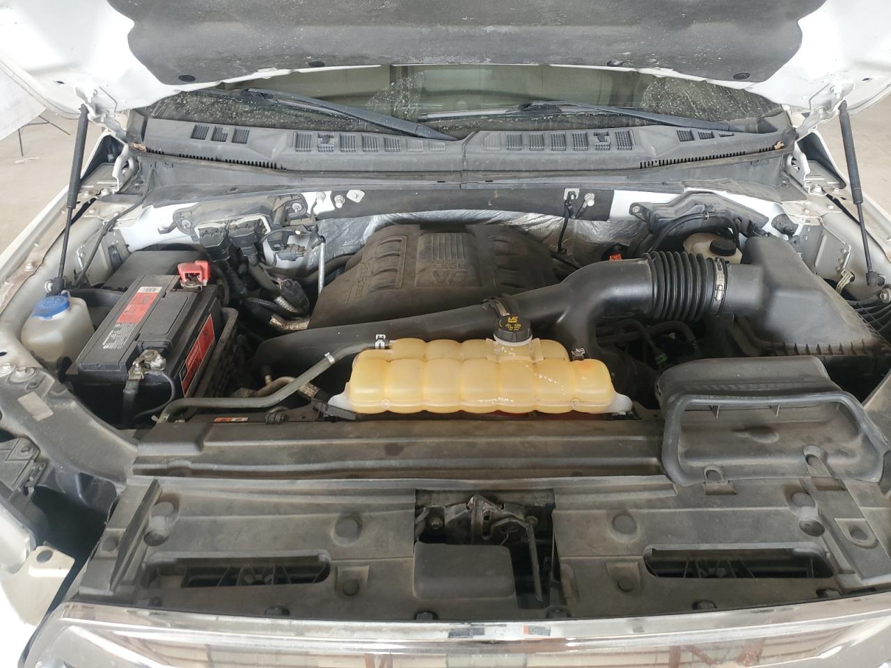 2015 Ford F-150 - Image 12