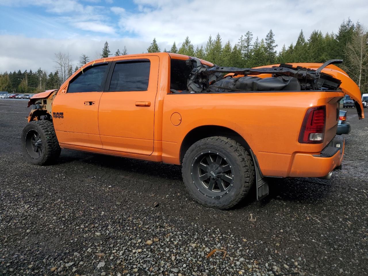2015 RAM 1500 - Image 2