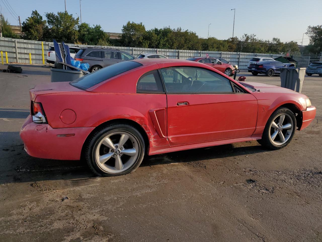 2004 Ford Mustang - Image 3