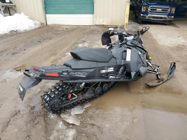 2017 SKIDOO MXZ