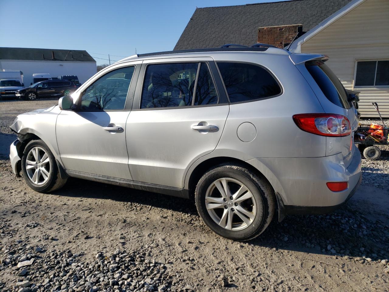 2012 Hyundai Santa Fe - Image 2