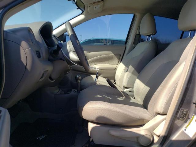 Седани NISSAN VERSA 2013 Сірий