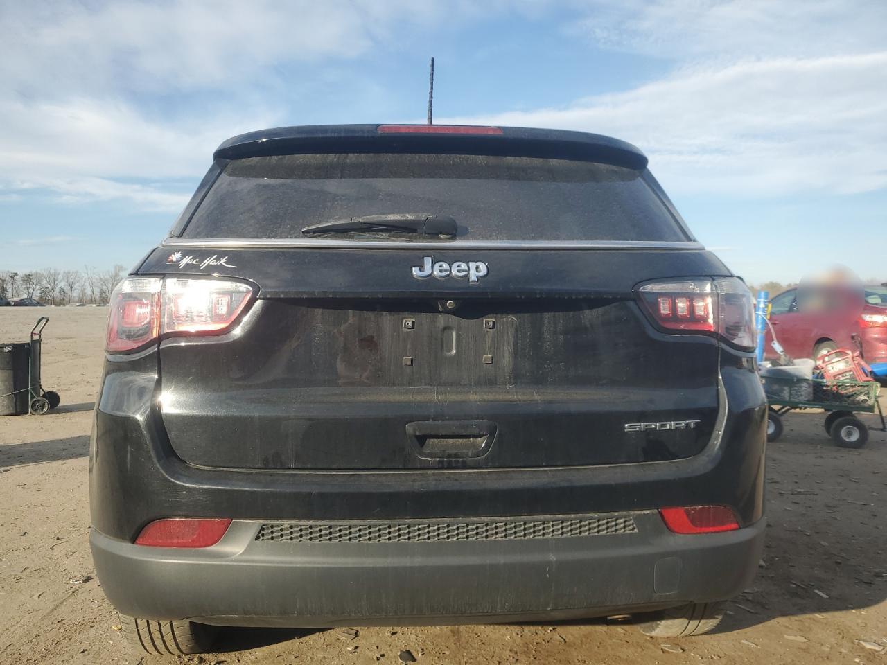 2020 Jeep Compass - Image 6