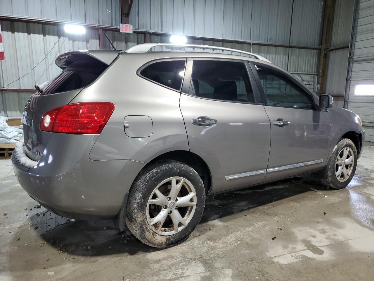2011 Nissan Rogue - Image 3