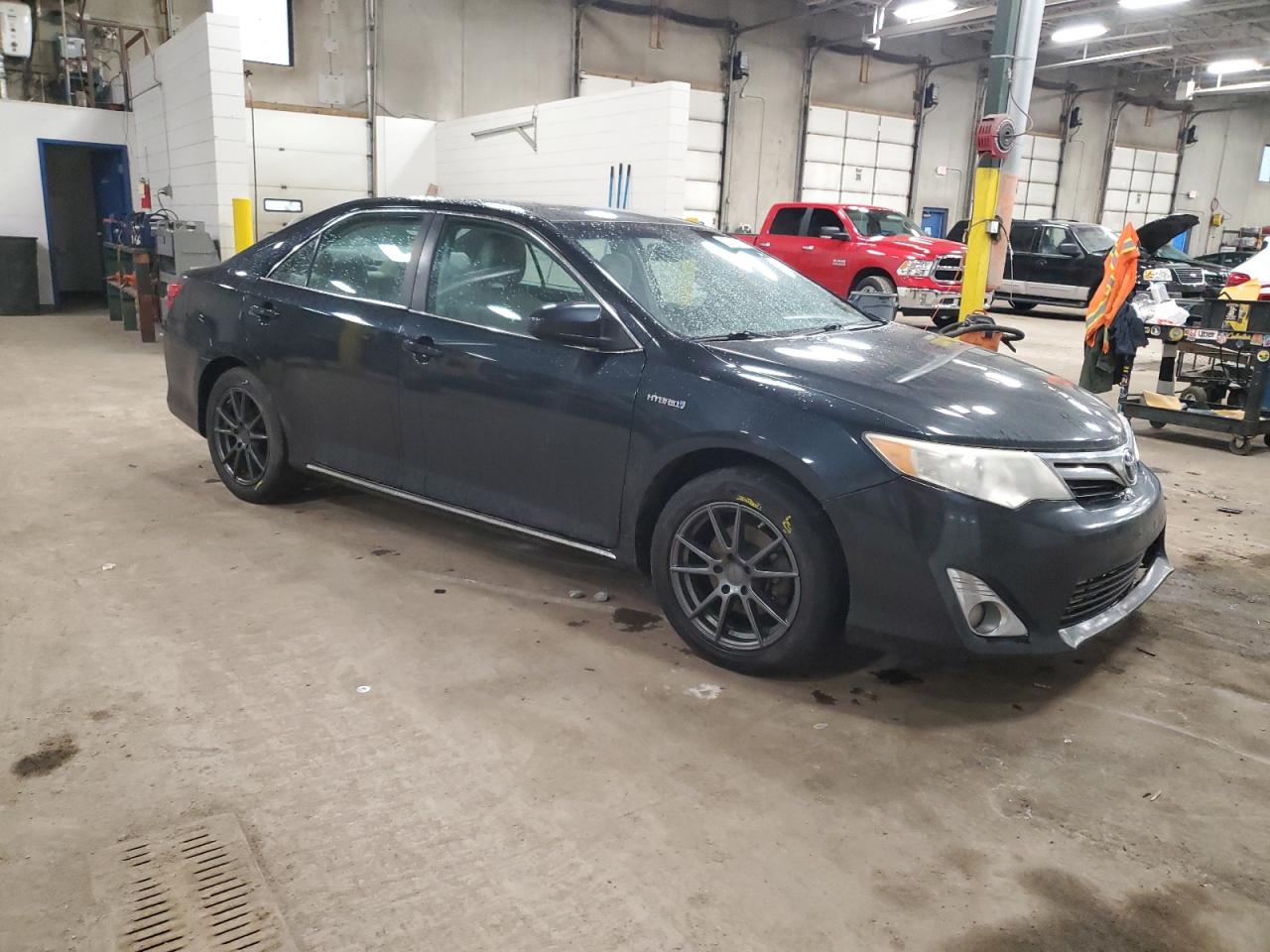 2012 Toyota Camry - Image 4