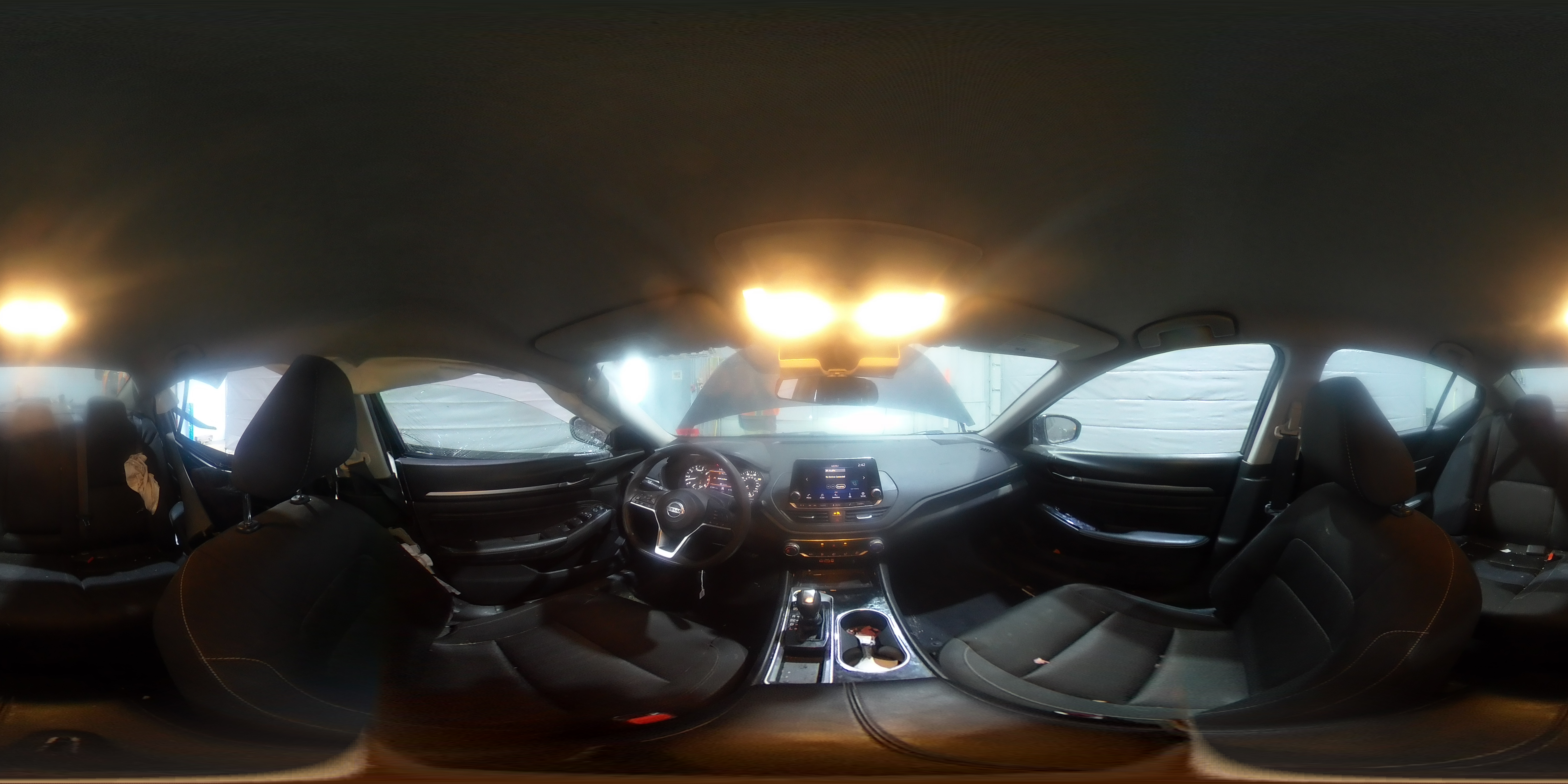 2021 Nissan Altima - Image 12