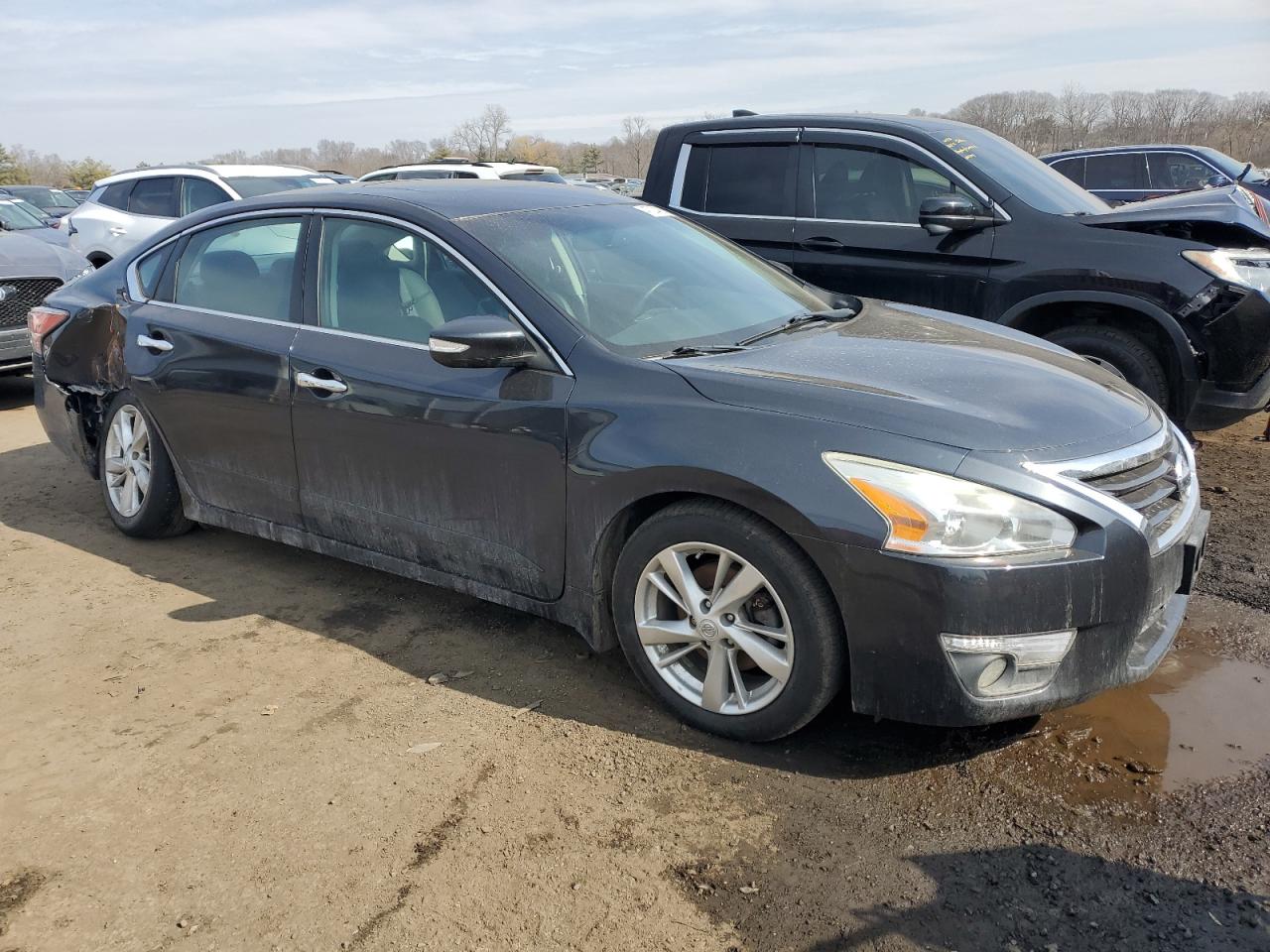 2014 Nissan Altima - Image 4