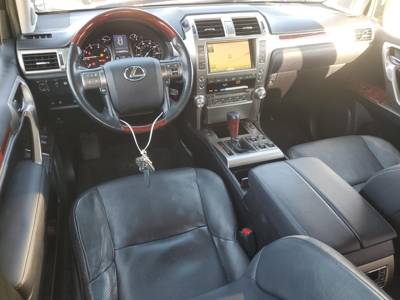 2010 Lexus GX - Image 8