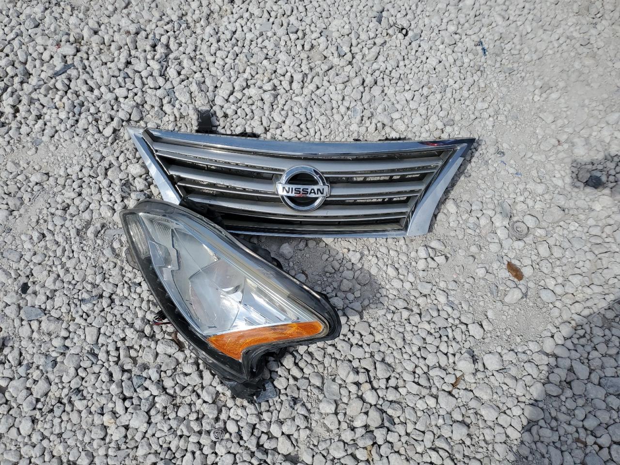 2013 Nissan Sentra - Image 12