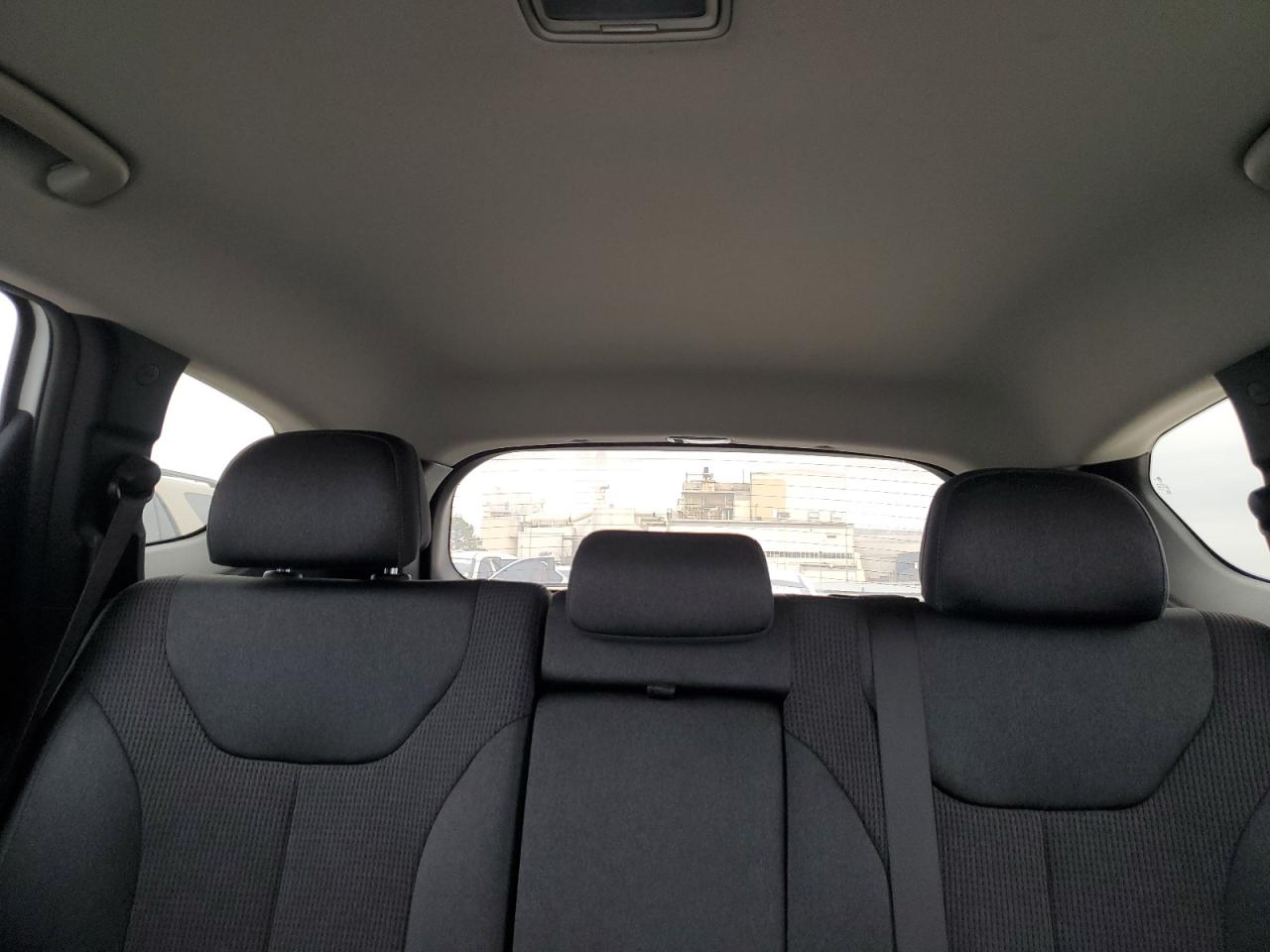 2020 Hyundai Santa Fe - Image 10
