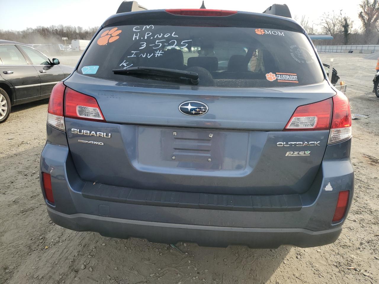 2014 Subaru Outback - Image 6