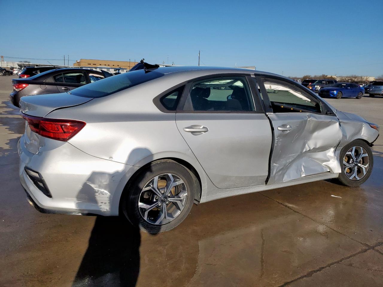 2020 Kia Forte - Image 3