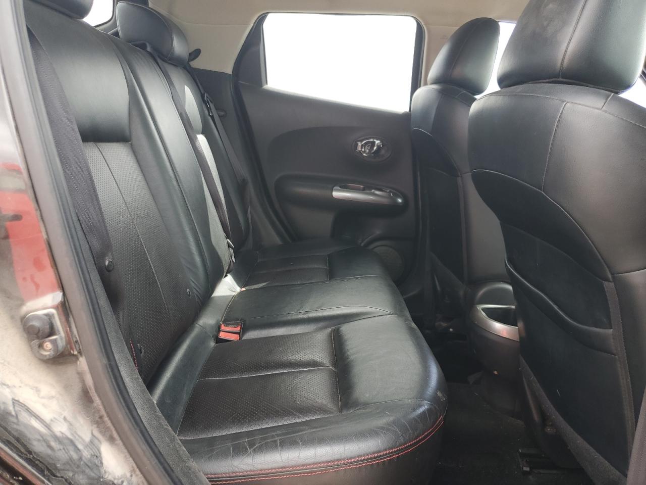 2011 Nissan Juke - Image 11