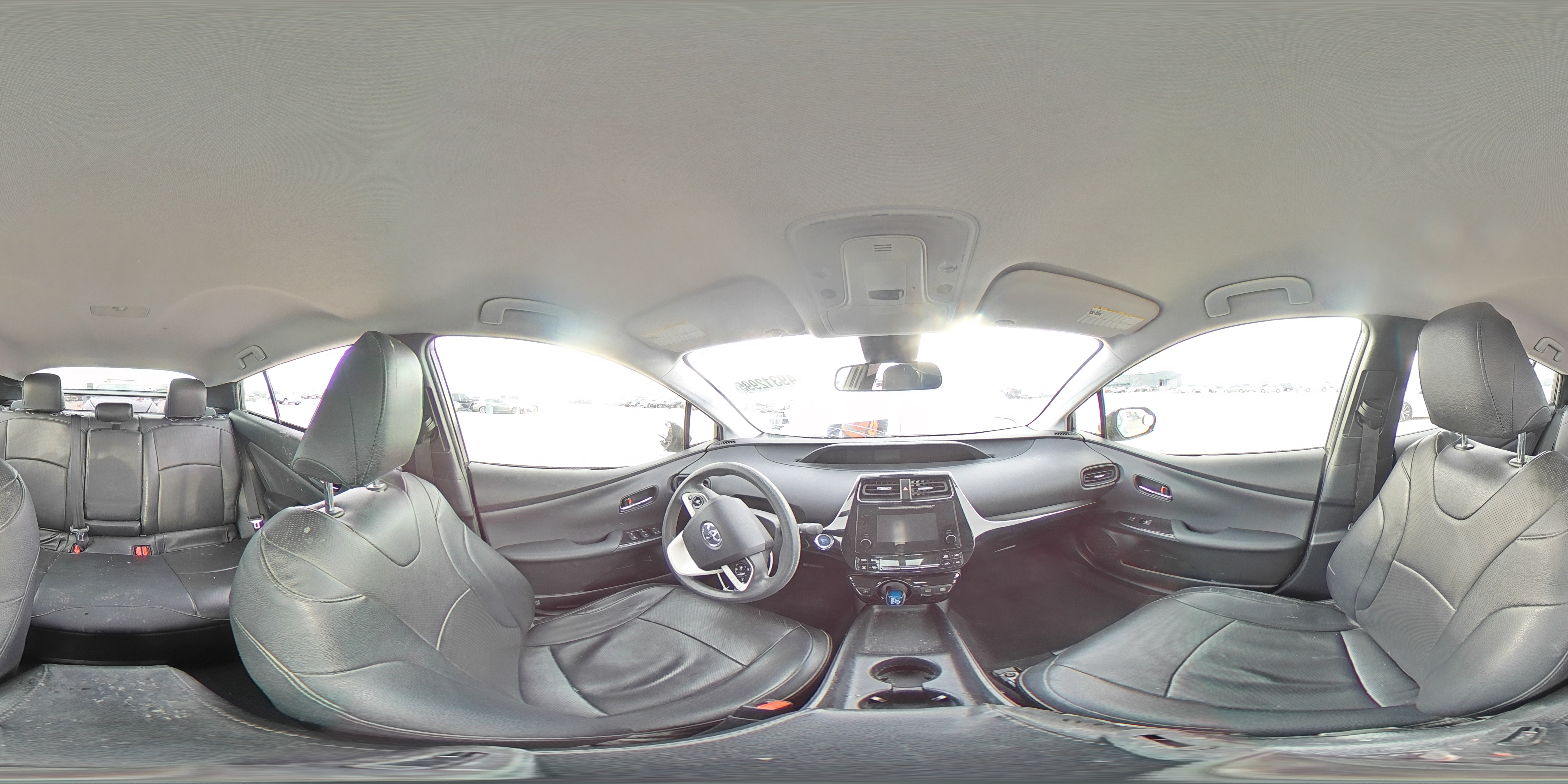 2017 Toyota Prius - Image 14