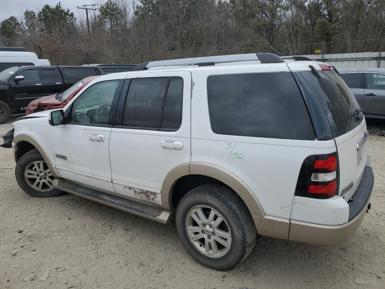 2007 Ford Explorer - Image 2