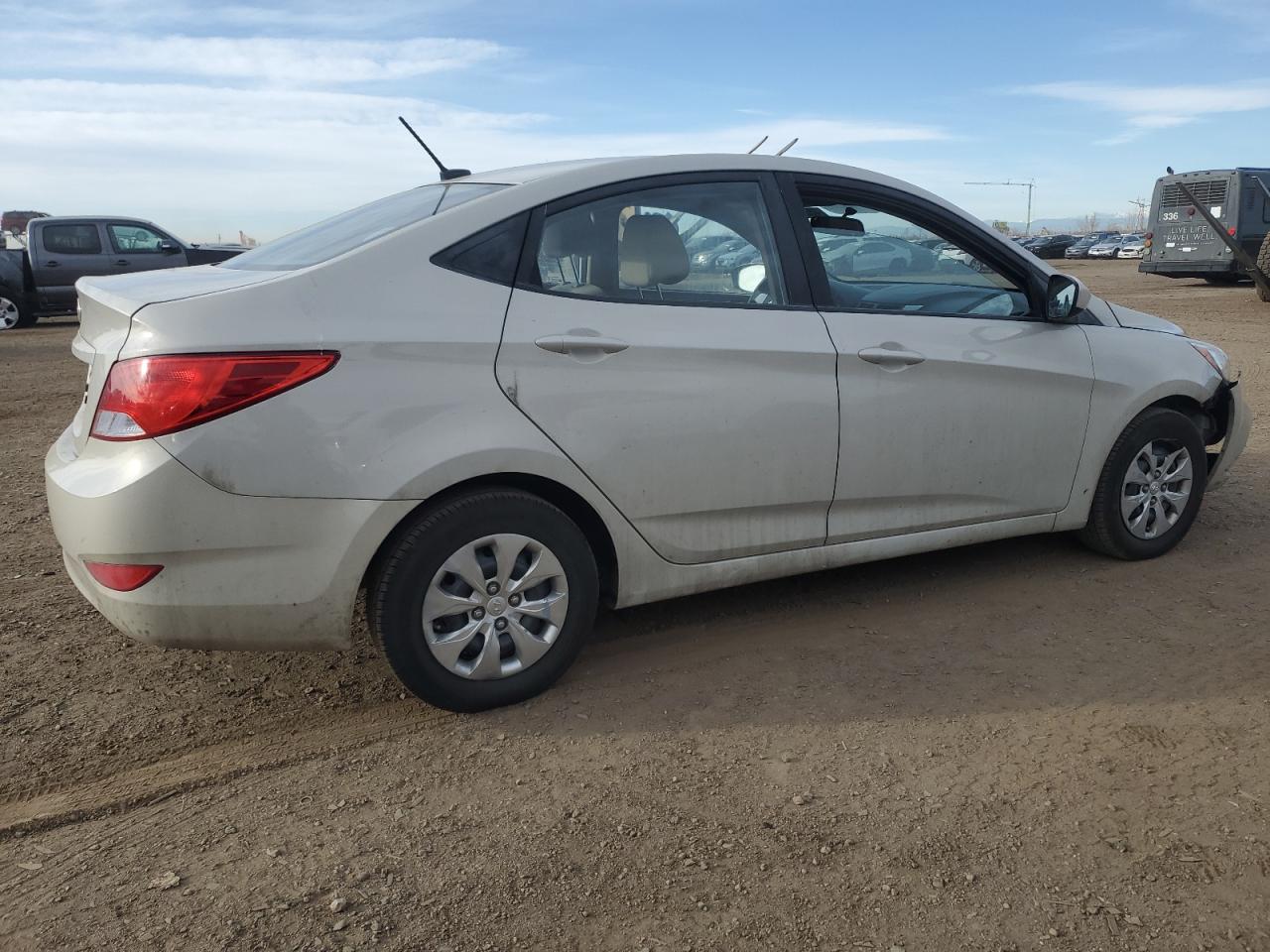 2016 Hyundai Accent - Image 3