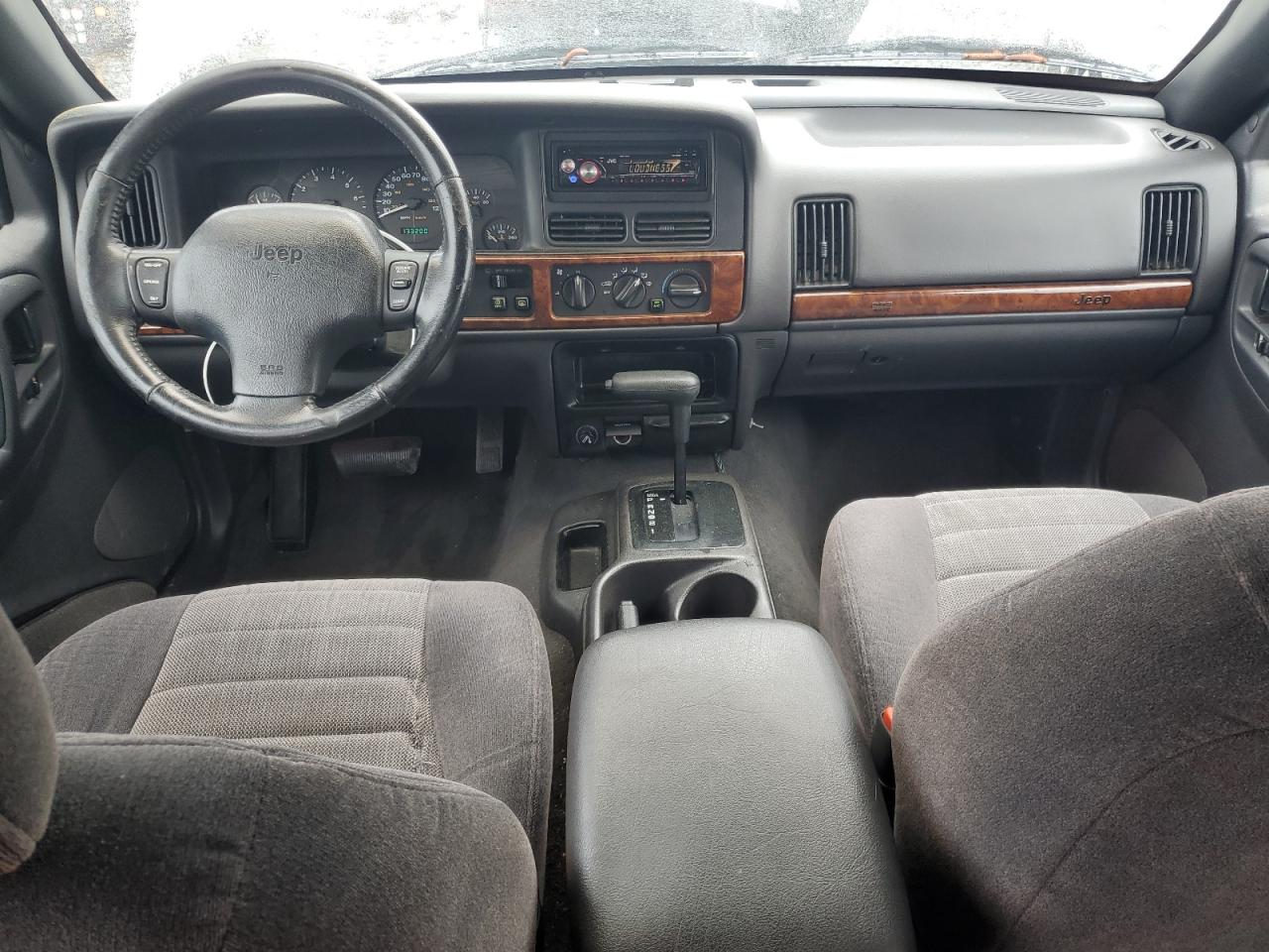 1997 Jeep Grand Cherokee - Image 8