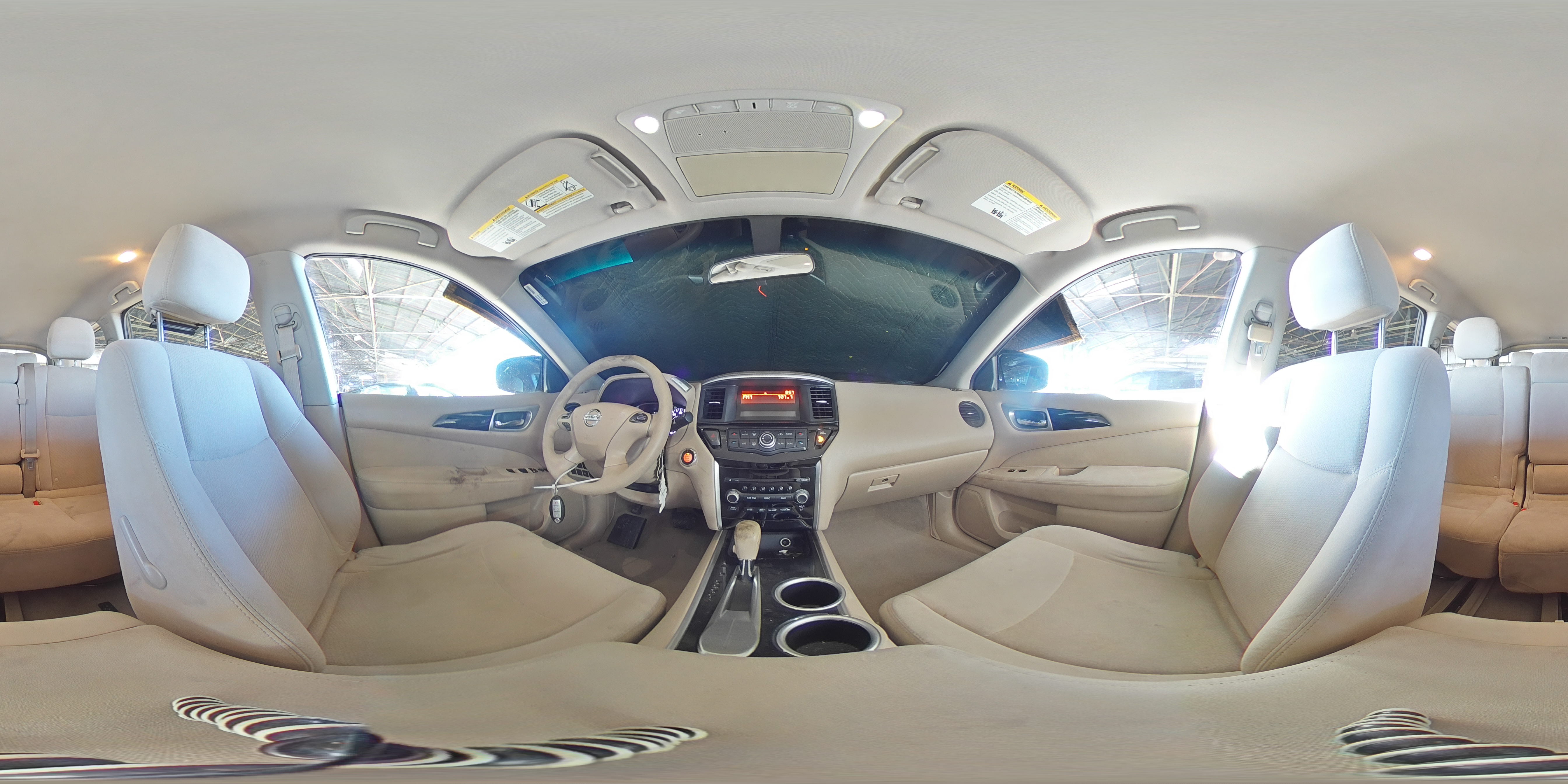 2014 Nissan Pathfinder - Image 14