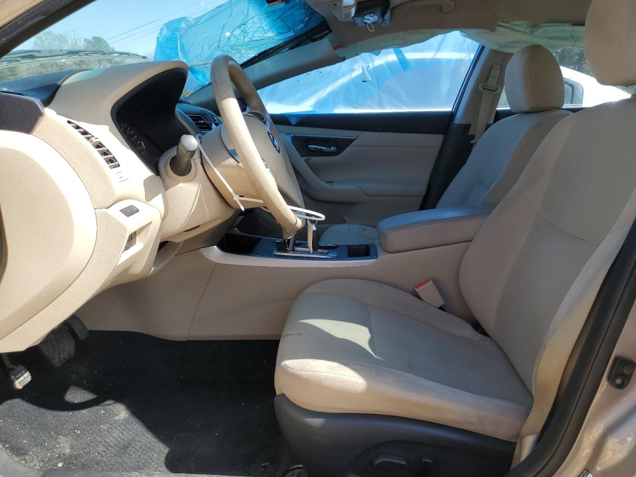2015 Nissan Altima - Image 7