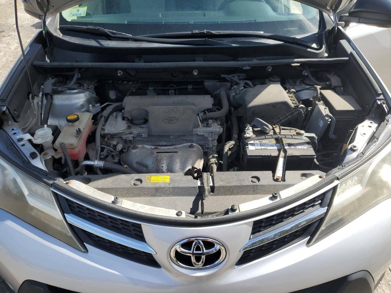 2013 Toyota RAV 4 - Image 12