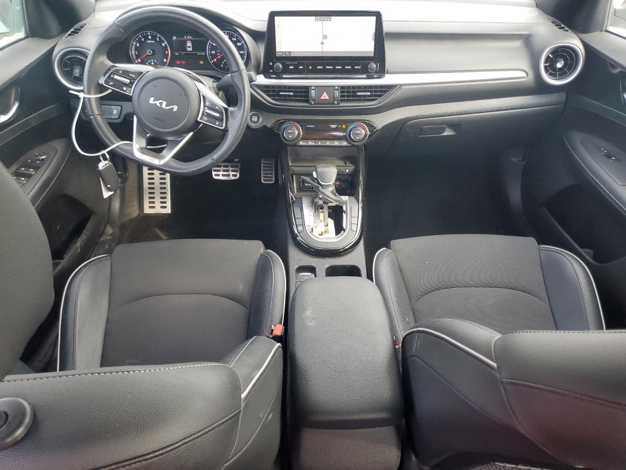 2023 Kia Forte - Image 8
