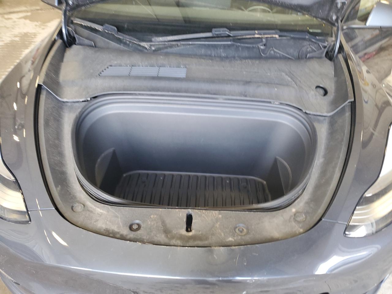 2021 Tesla Model Y VIN: 5YJYGDEE8MF079631 Lot: 50003695