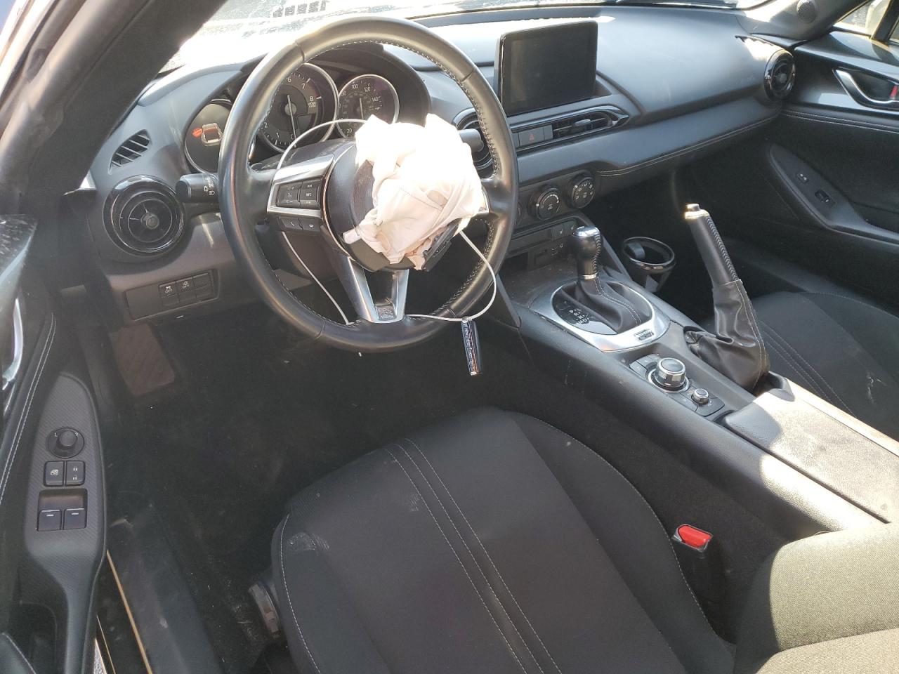 2020 Mazda MX-5 - Image 8