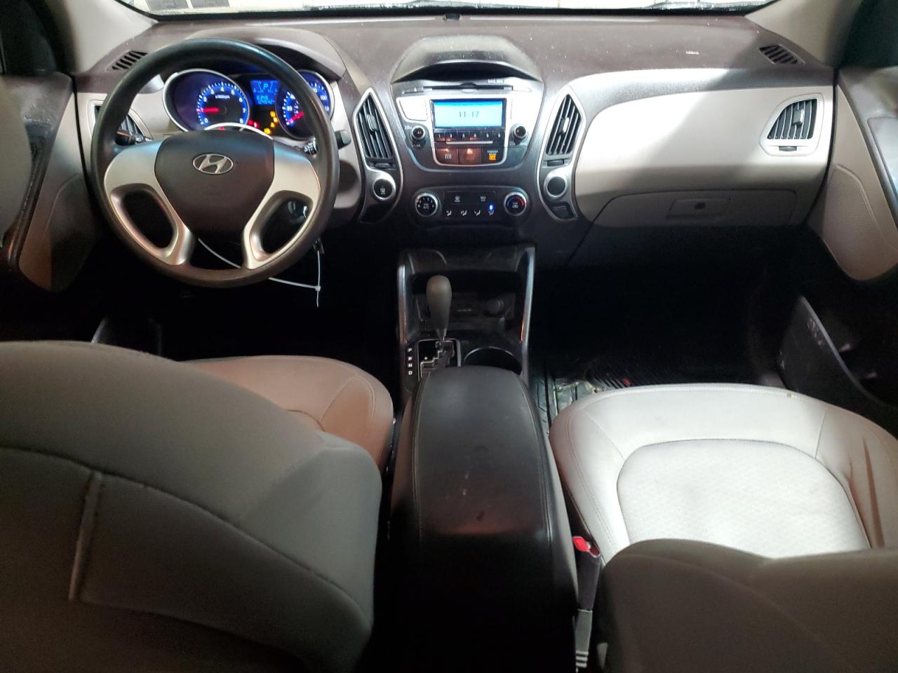 2012 Hyundai Tucson - Image 8