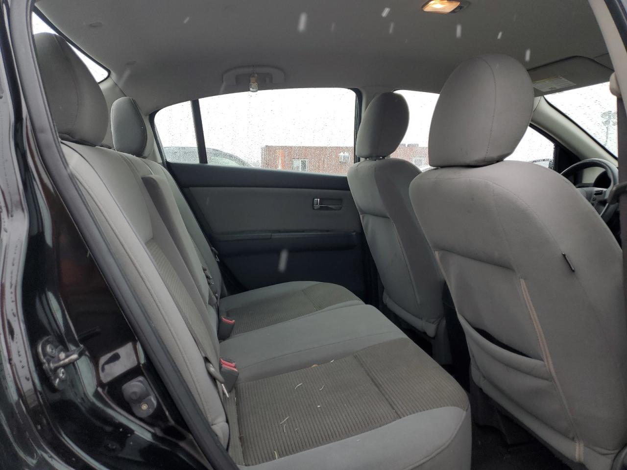 2012 Nissan Sentra - Image 10