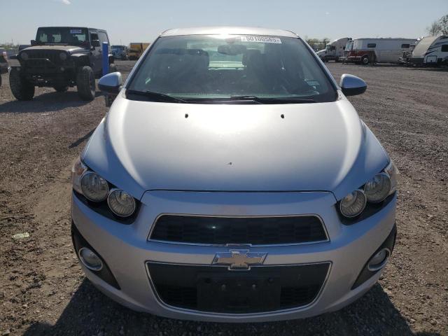  CHEVROLET SONIC 2016 Серебристый