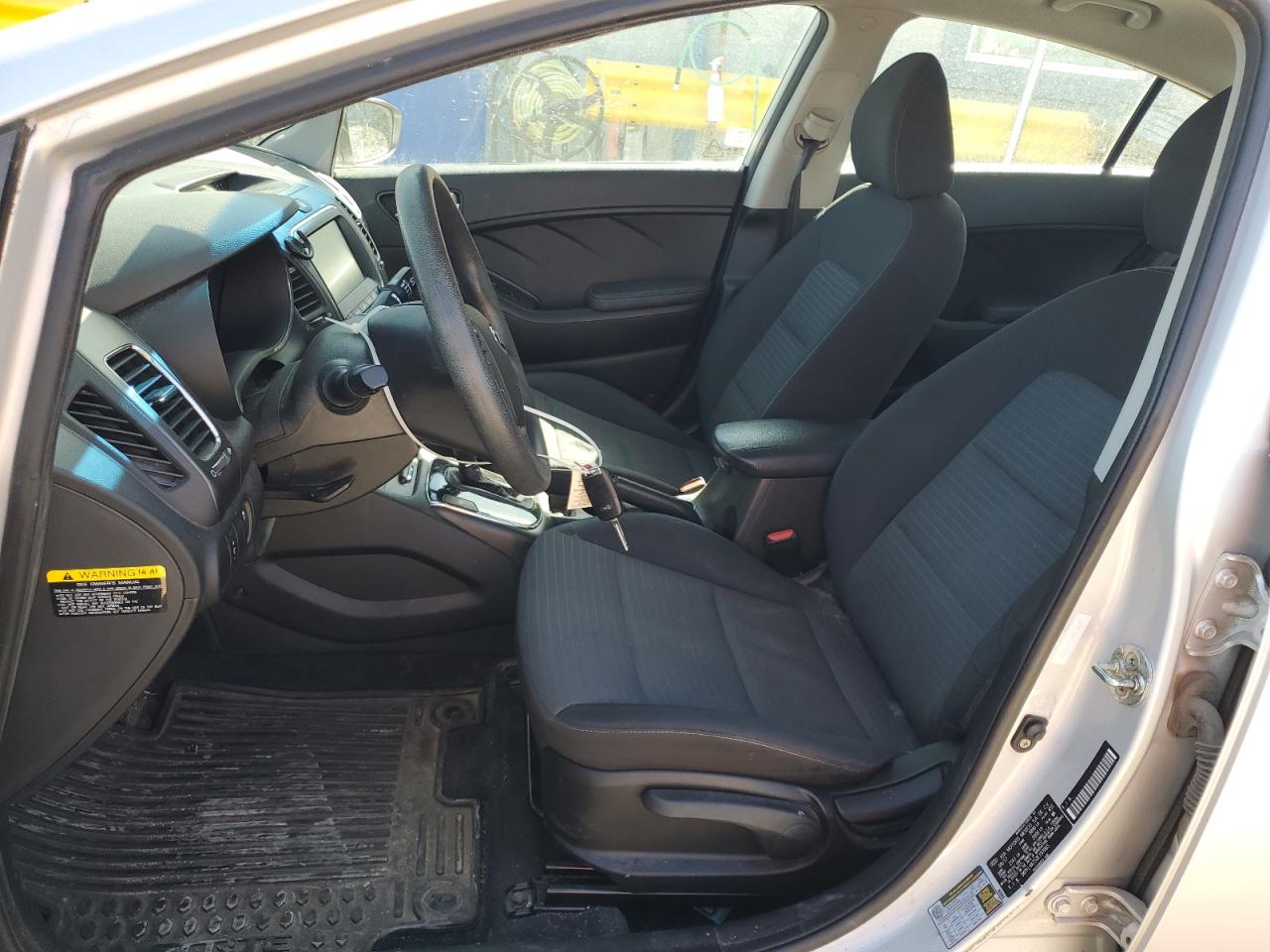2018 Kia Forte - Image 7