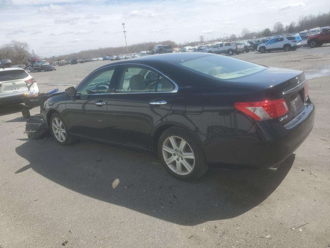 2007 Lexus ES - Image 2