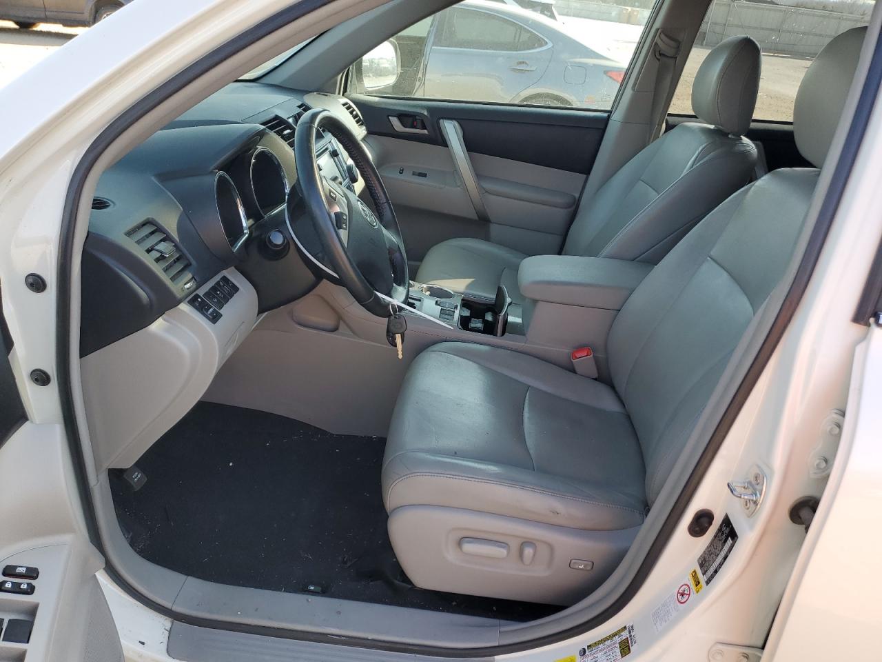 2013 Toyota Highlander - Image 7