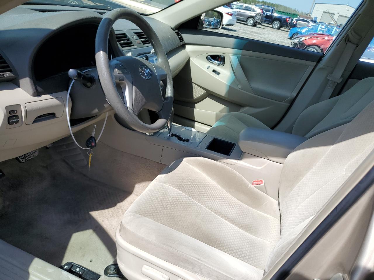 2009 Toyota Camry - Image 7