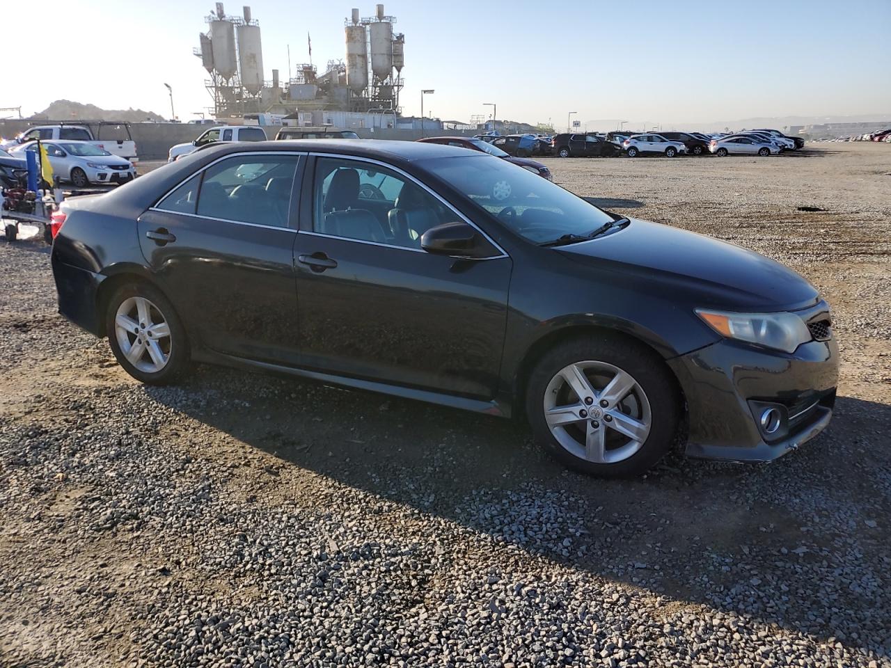 2013 Toyota Camry - Image 4