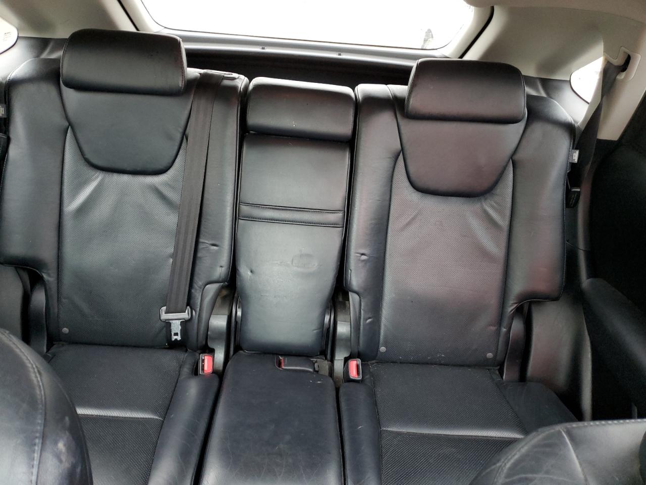 2010 Lexus RX - Image 10