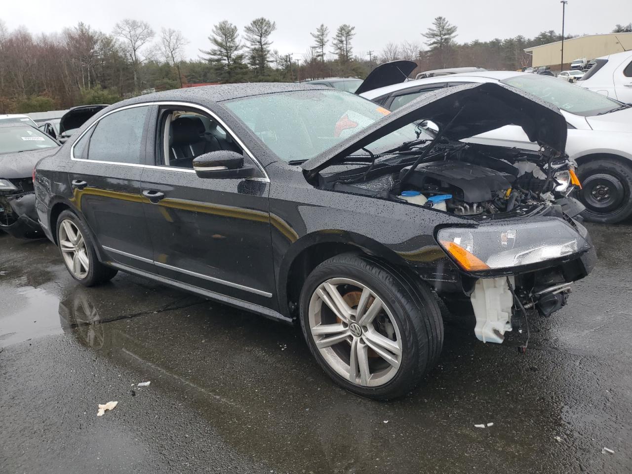 2014 Volkswagen Passat - Image 4