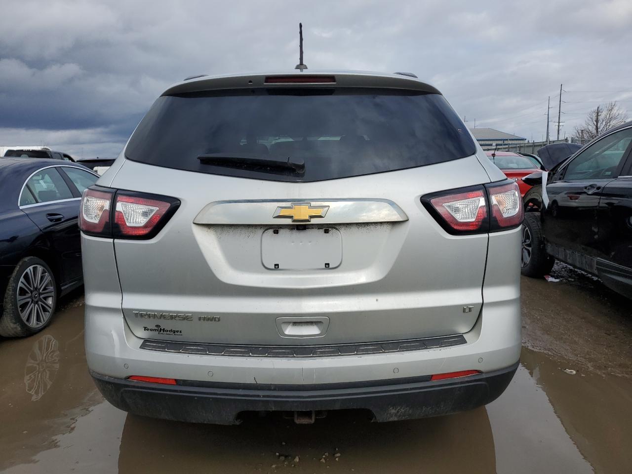 2017 Chevrolet Traverse - Image 6