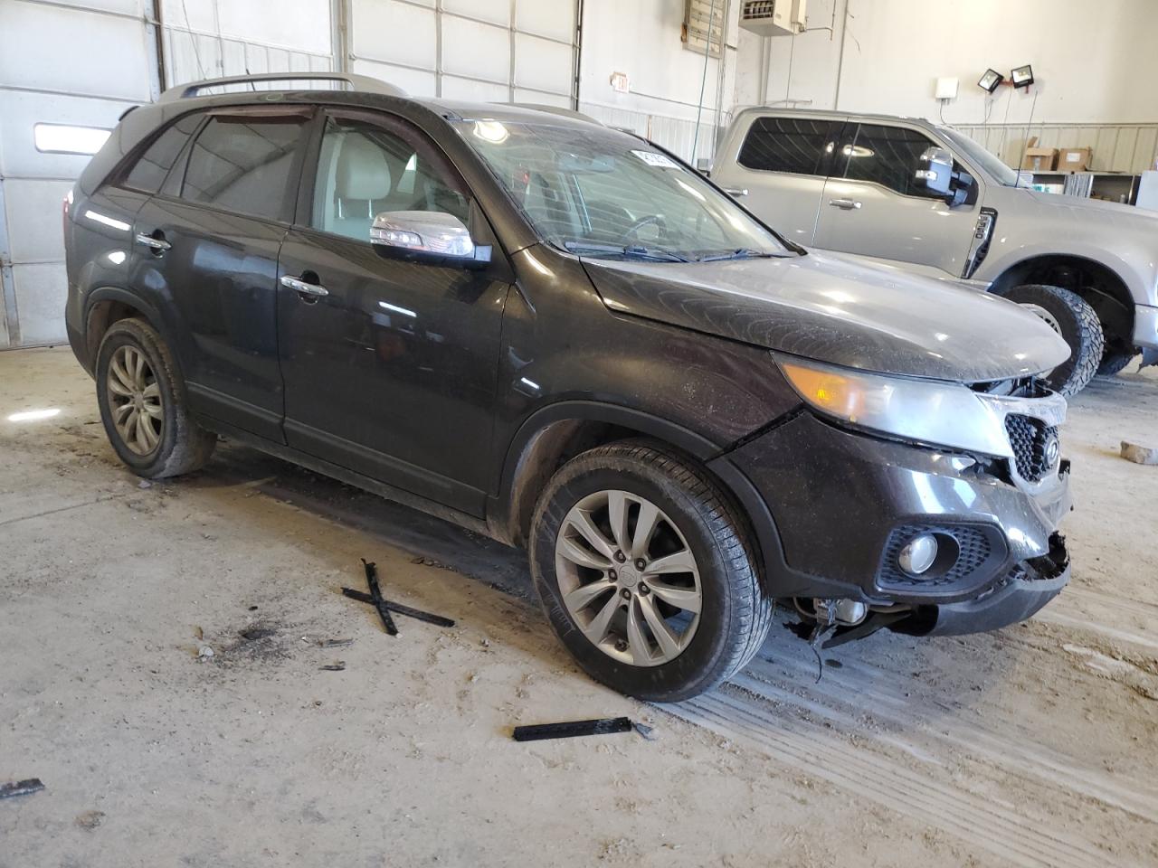 2011 Kia Sorento - Image 4