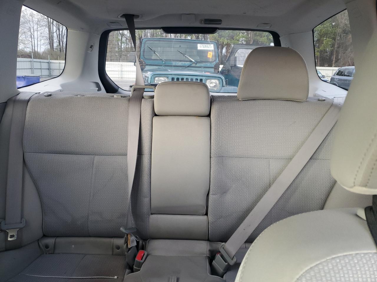 2013 Subaru Forester - Image 10