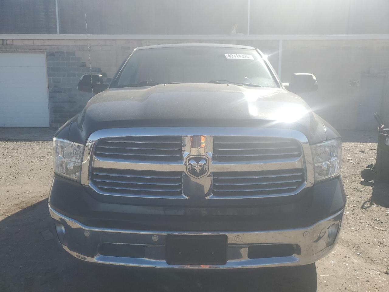 2016 RAM 1500 - Image 5