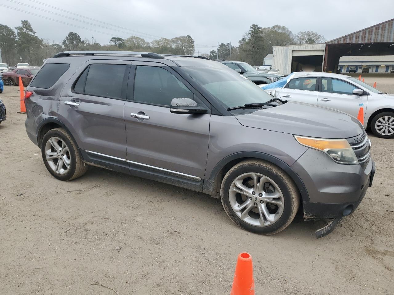 2013 Ford Explorer - Image 4