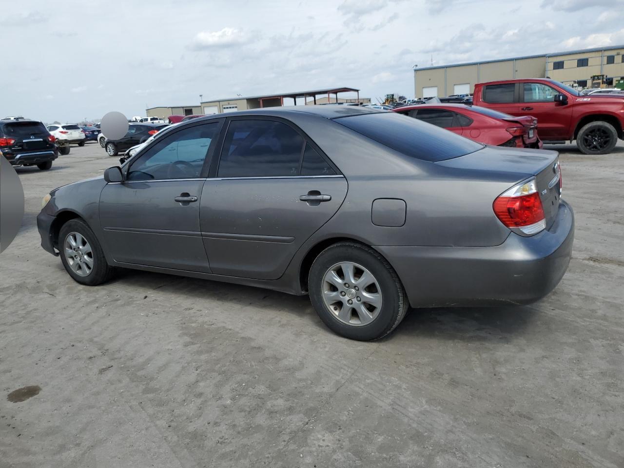 2006 Toyota Camry - Image 2