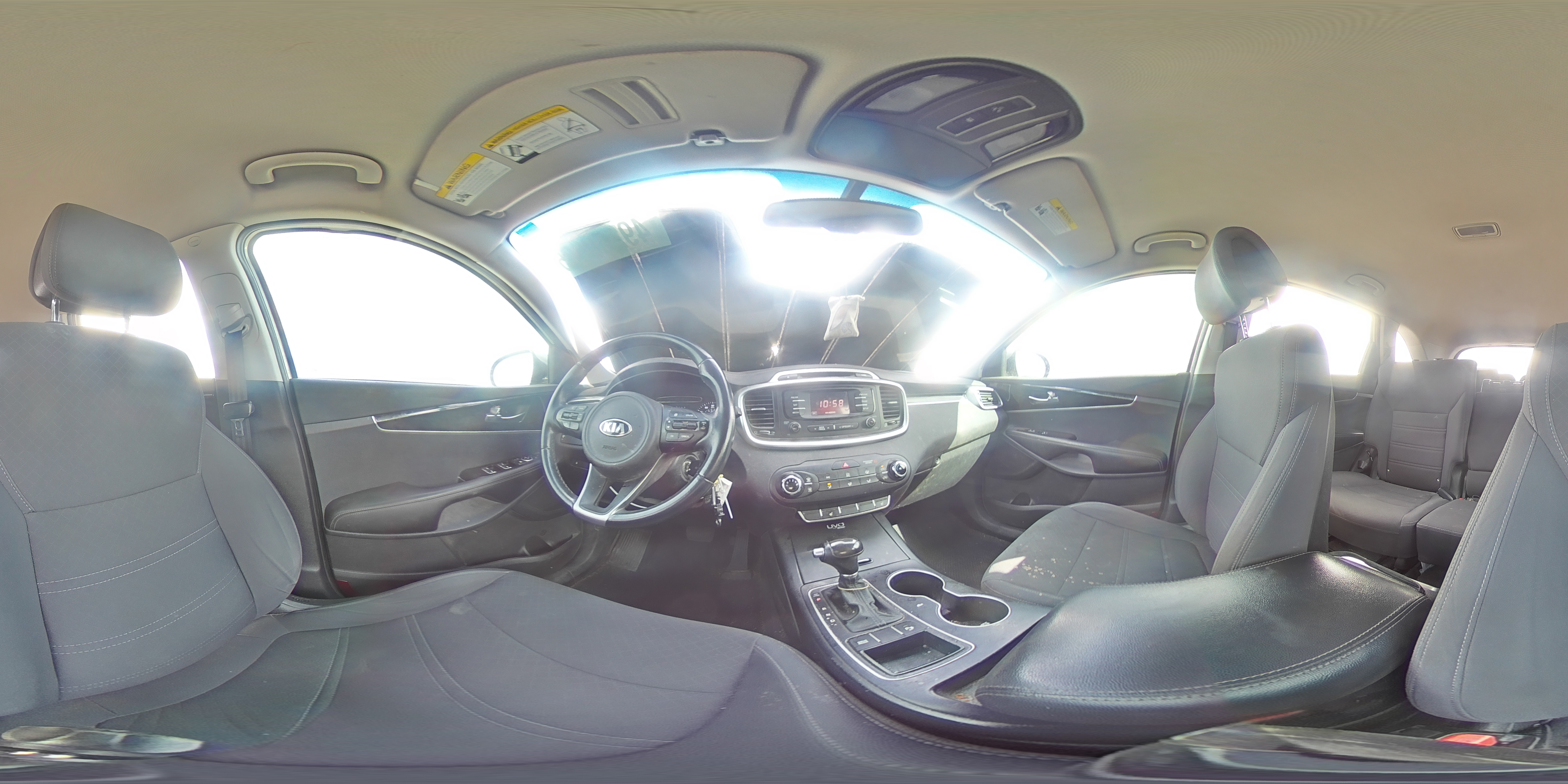 2016 Kia Sorento - Image 13
